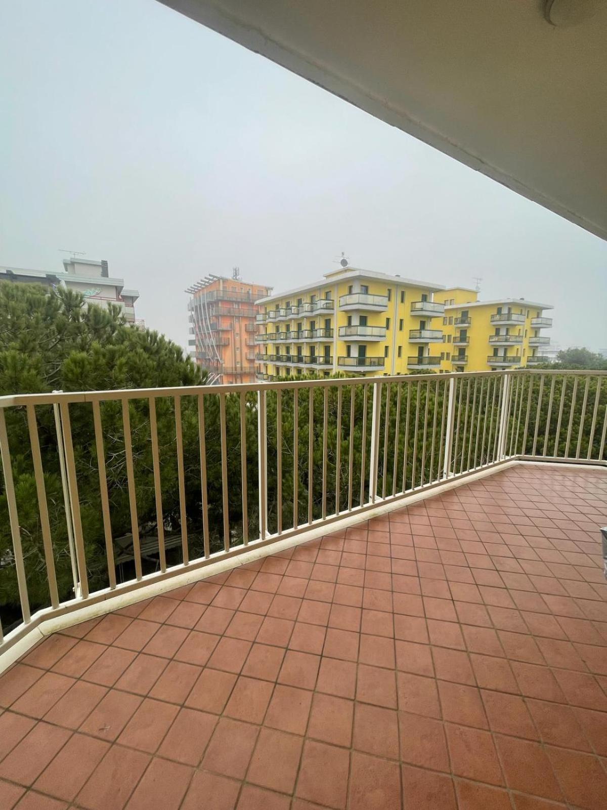 RESIDENCE PANFILO - WALTERIGATO Apartments SOLO PER FAMIGLIE Lido di Jesolo Exterior foto